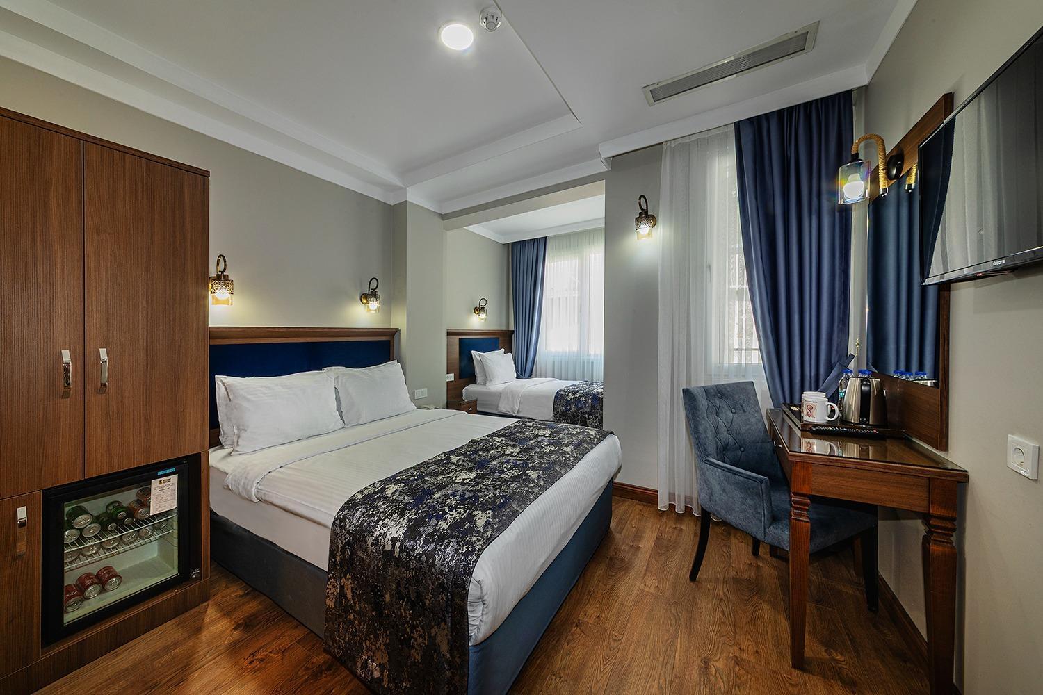 Aristocrat 3*