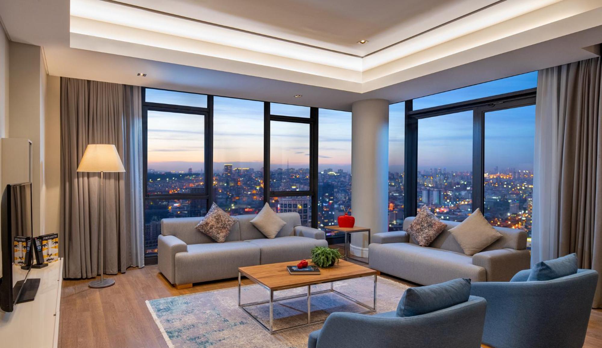 Movenpick Living 5*