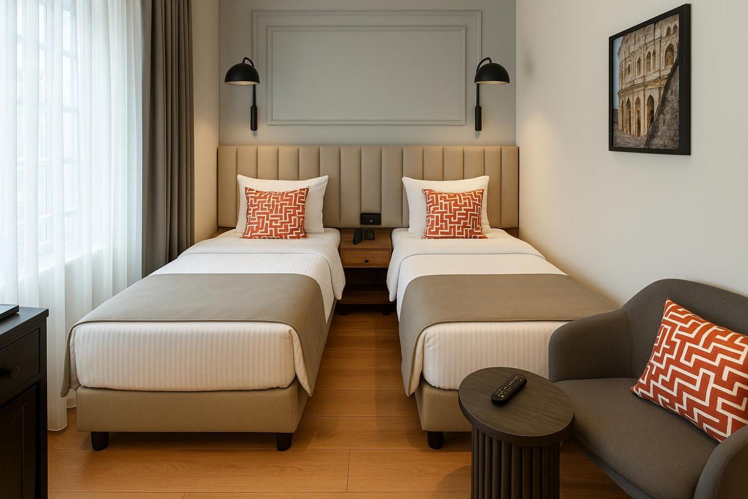 Center Port Karakoey Hotel