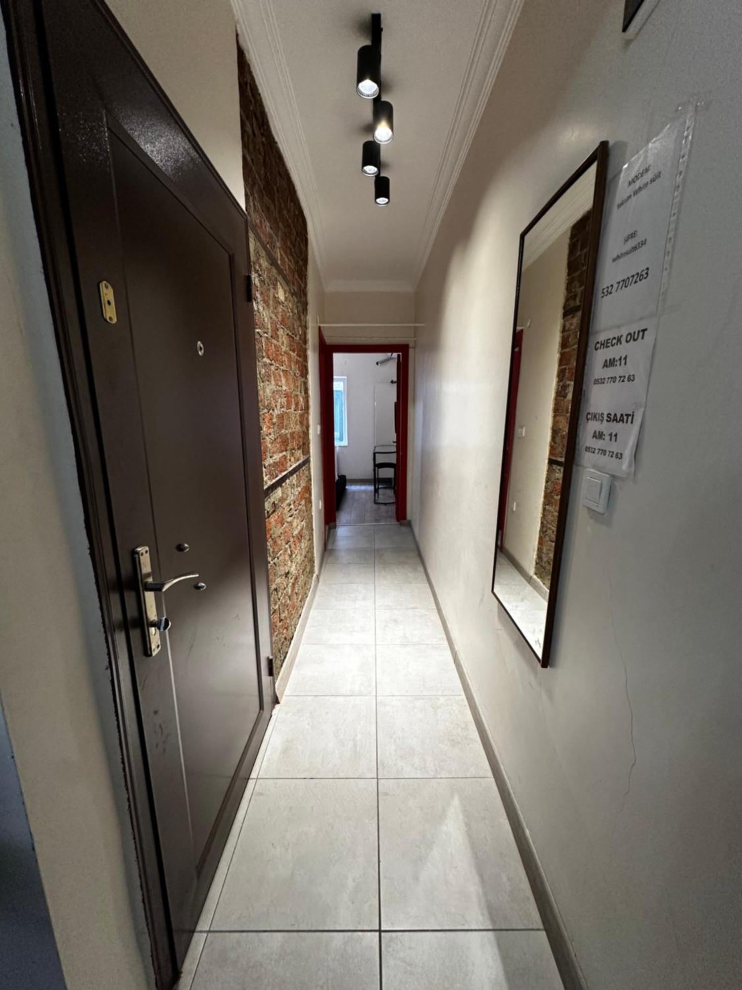 Hotel Taksim White *