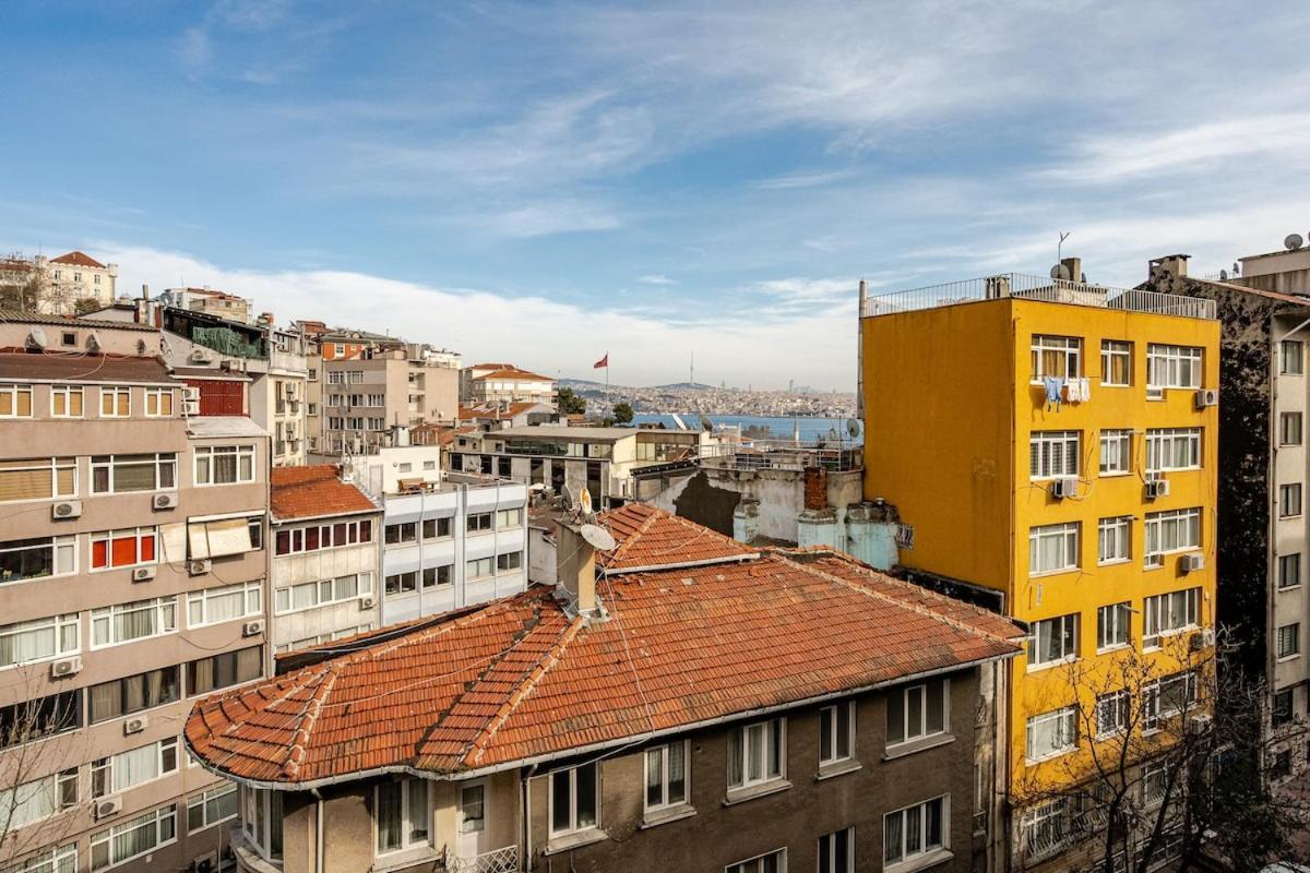 Renewed 2br Bosphorus View Istanbul