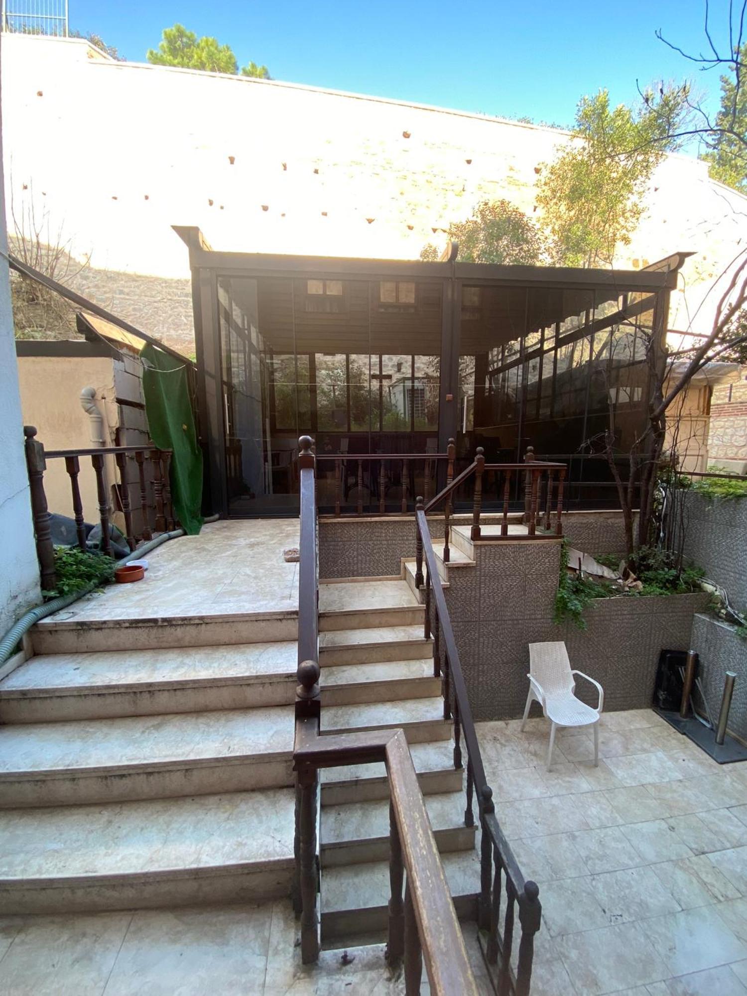 Amida&nurayhousehotel