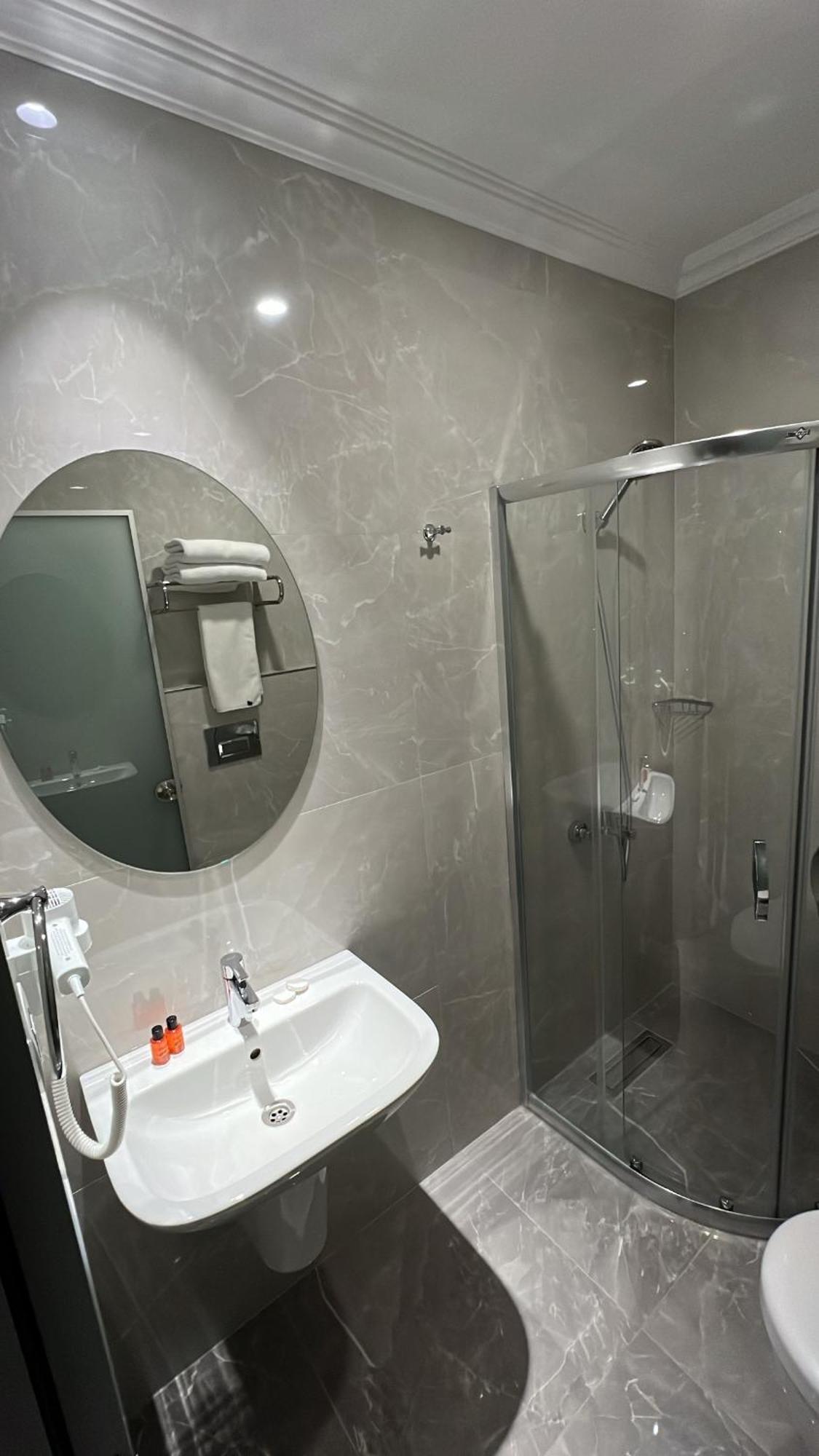 Hotel Espoir 3*