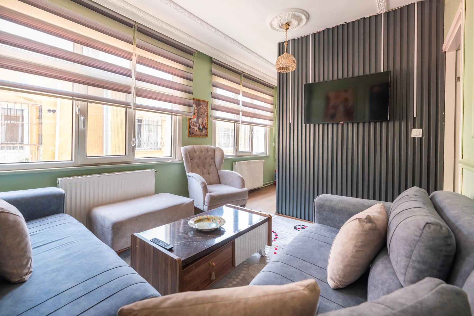 Ayka Old Hotel 3*
