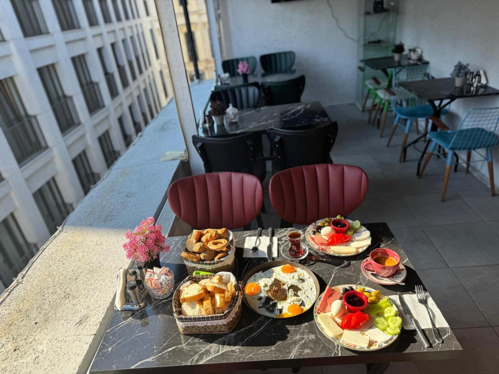 The Balo Pera Hotel 3*