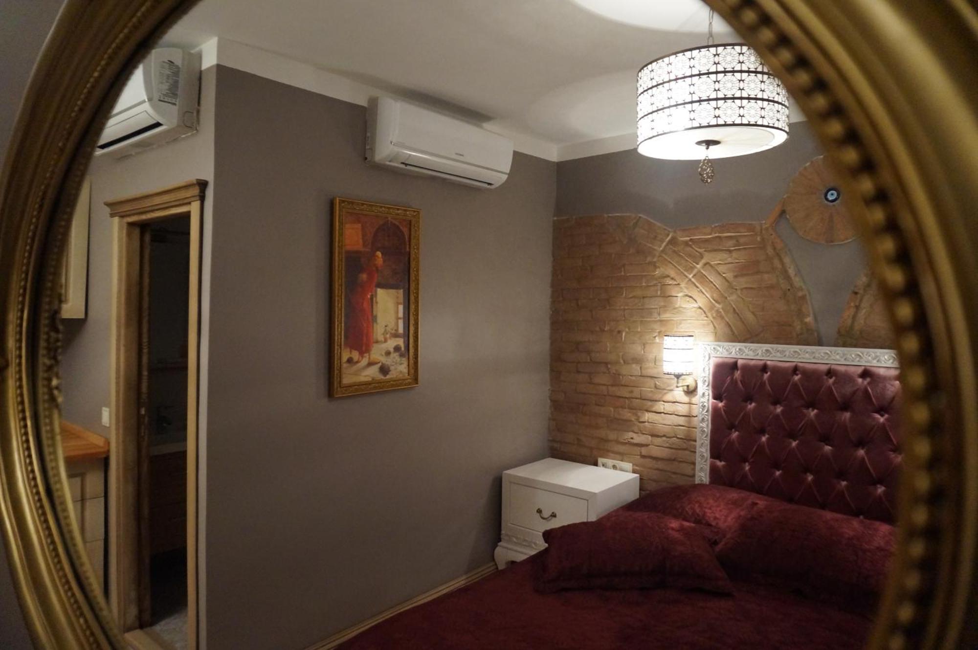 Kapselhotel Galatolia *