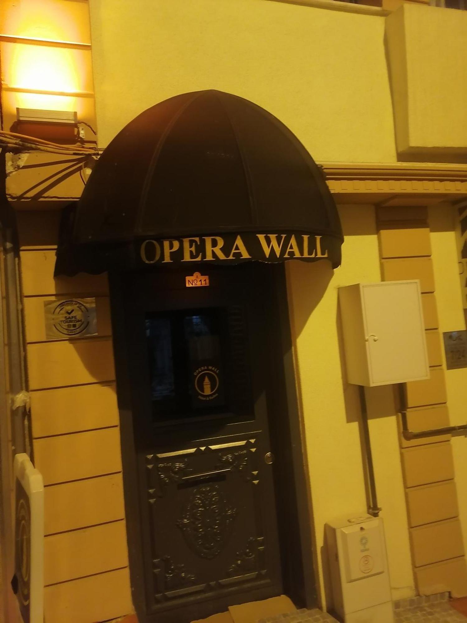 Opera Hotel
