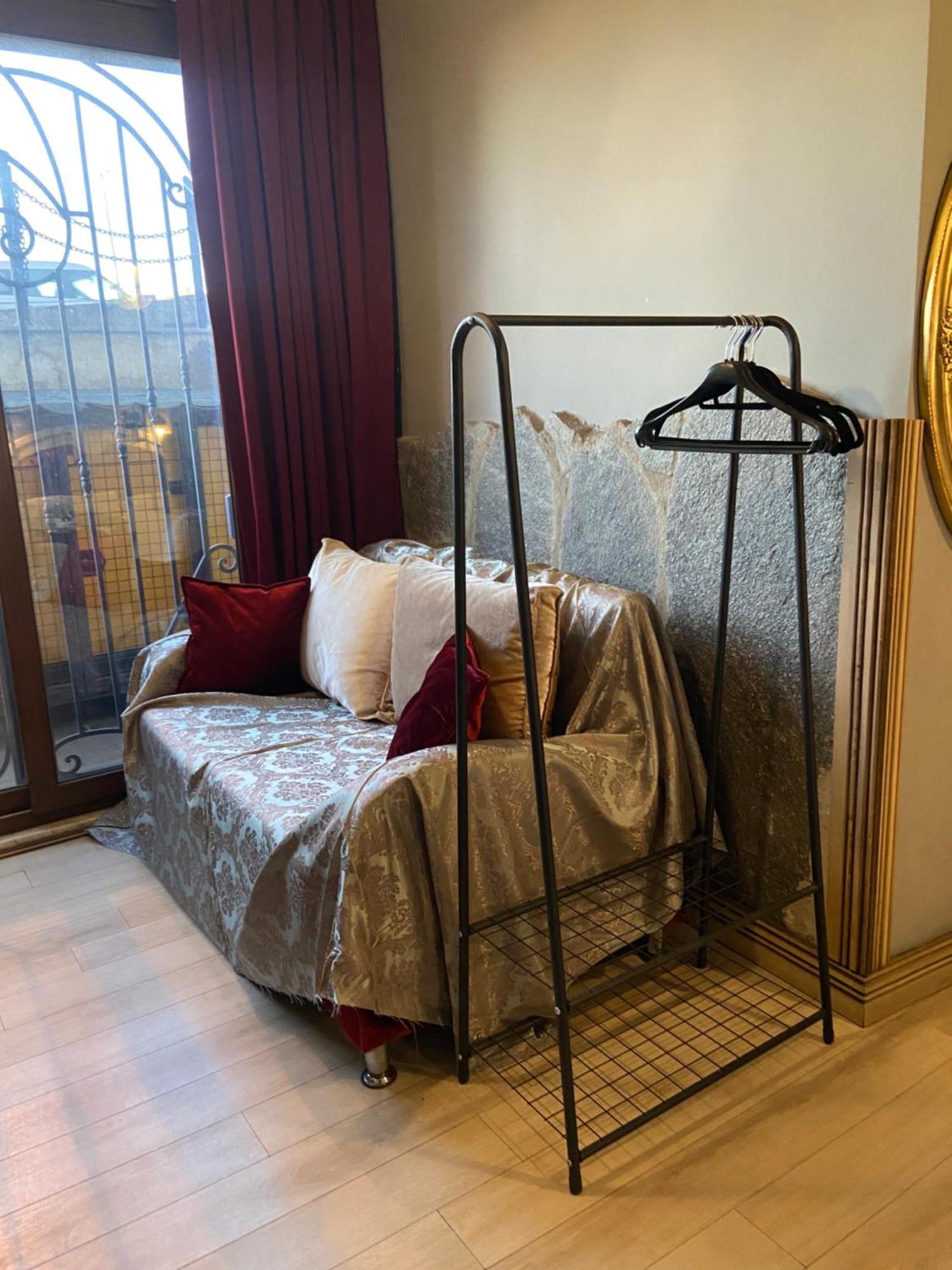 Kapselhotel Galatolia