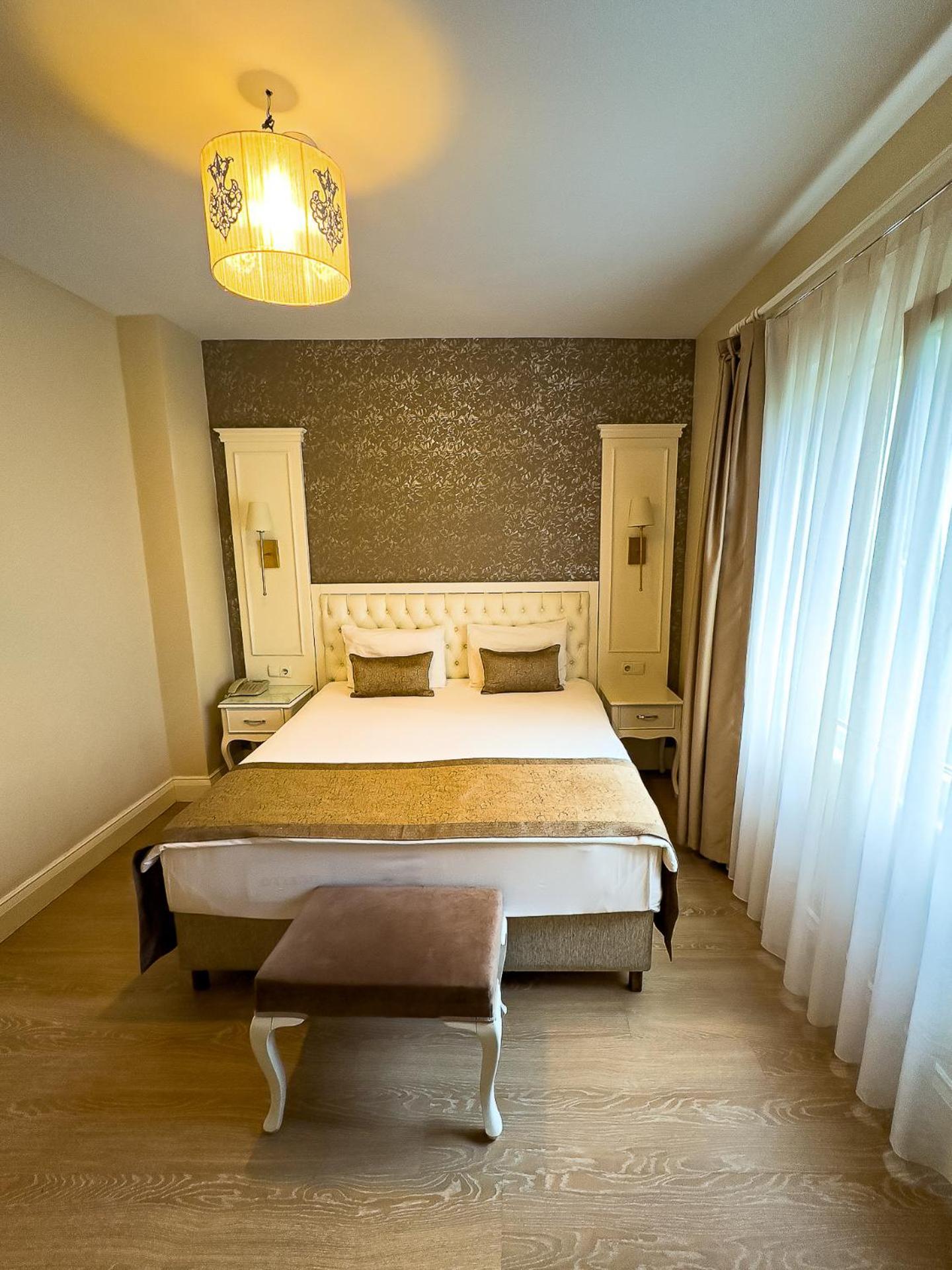 Sarnic Premier Hotel 4*