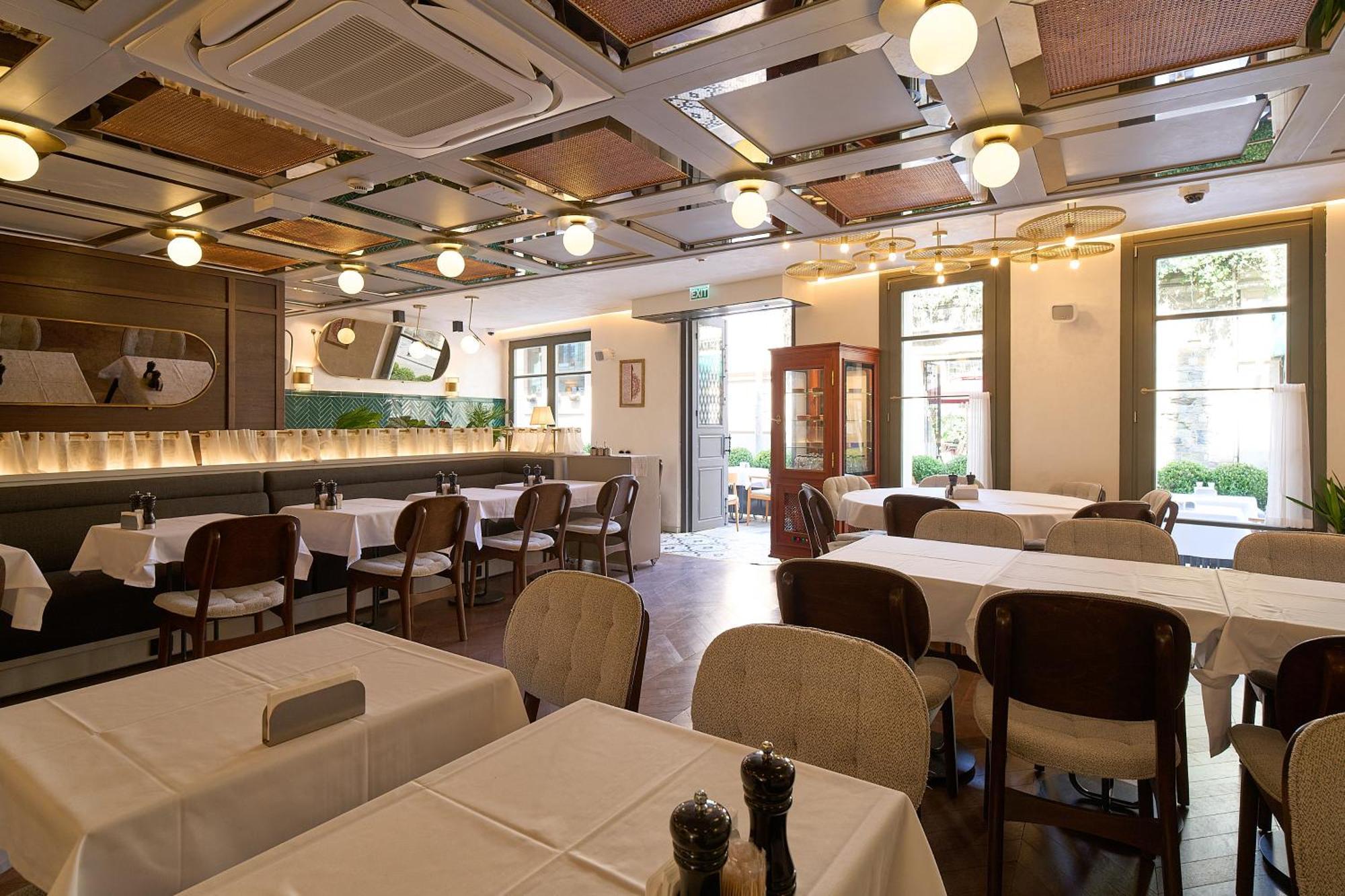 Hotel The Wings Pera