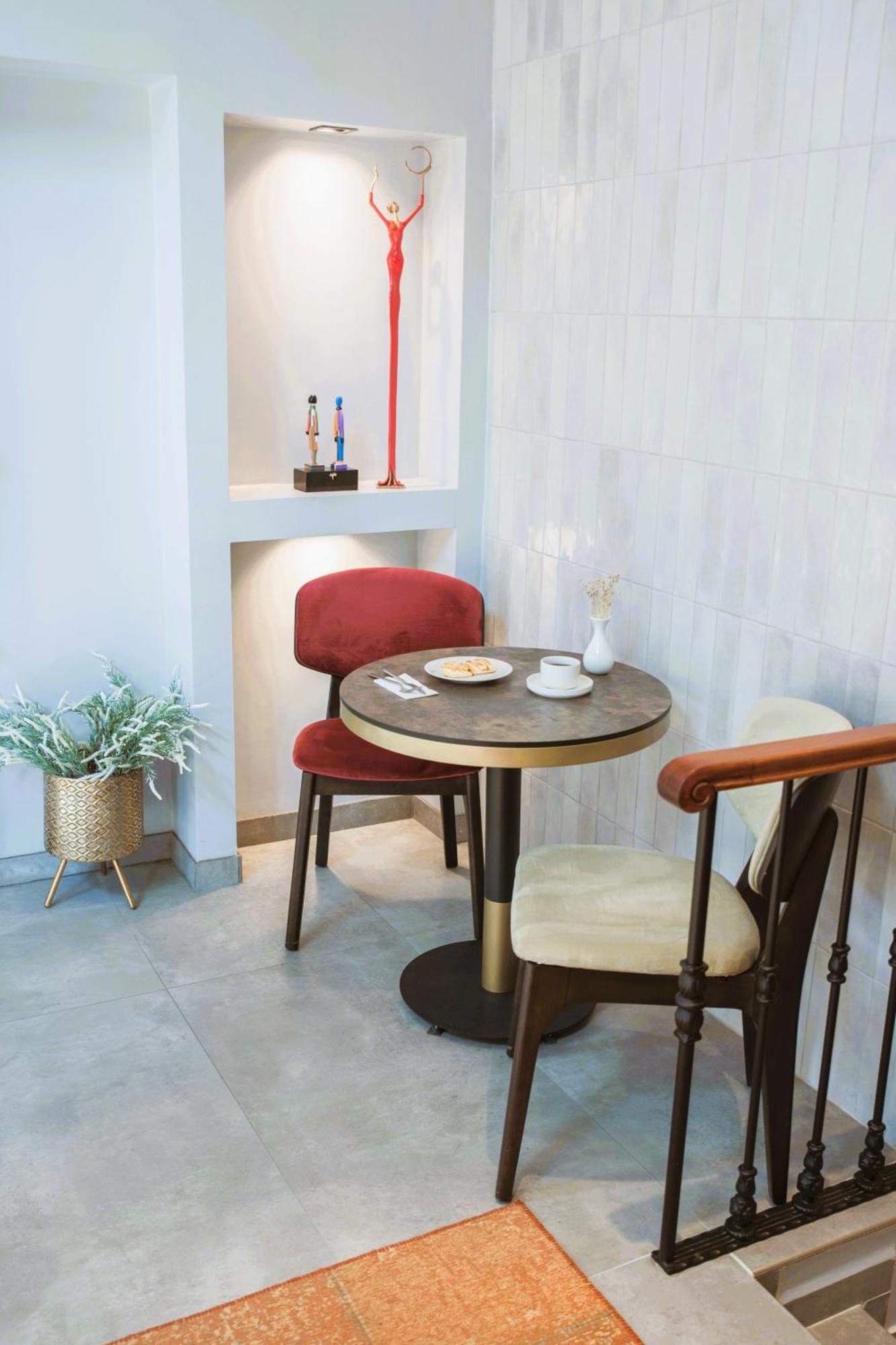 Smart And Simple Karakoy *
