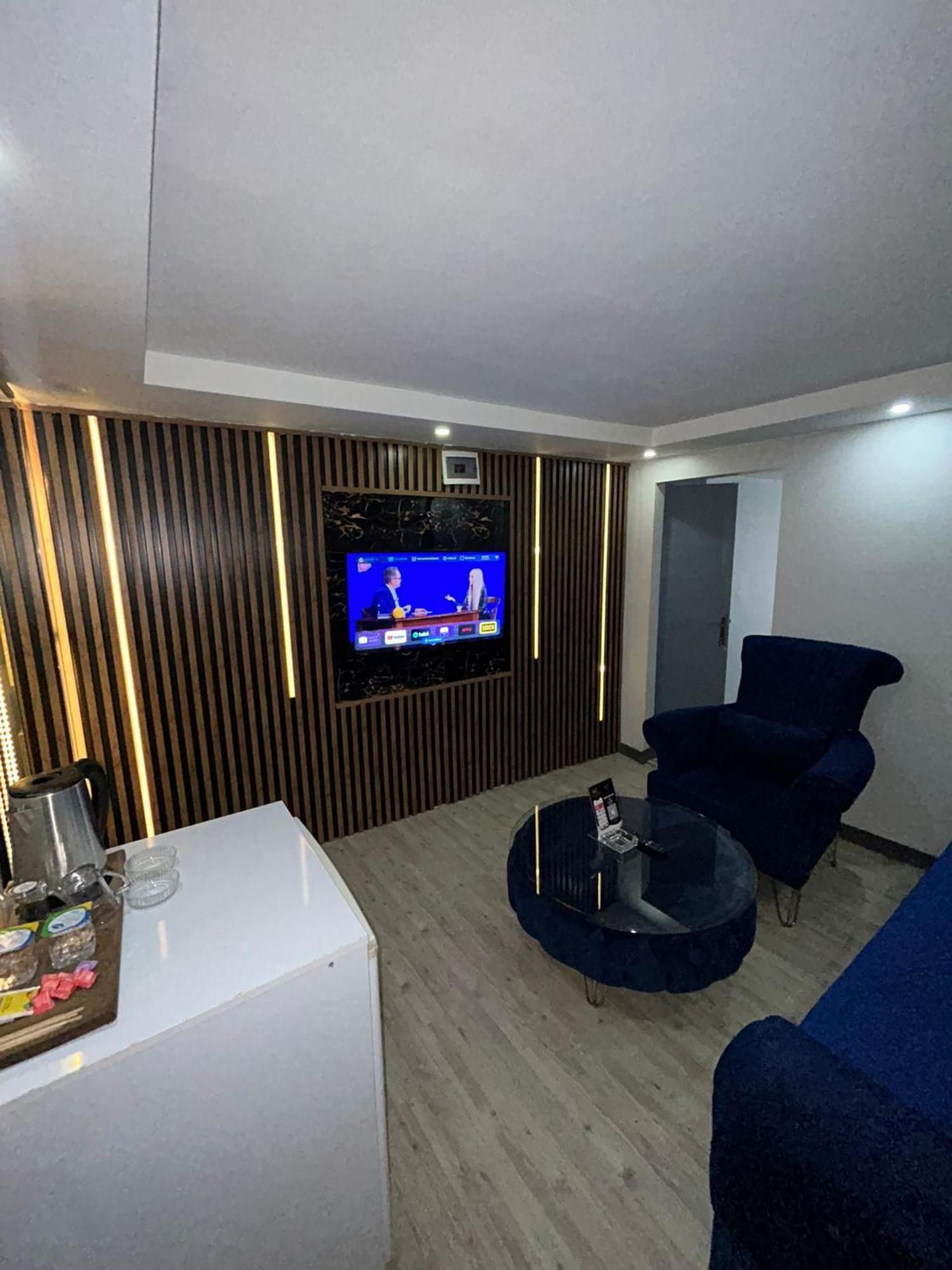 Sara Suit Aparthotel