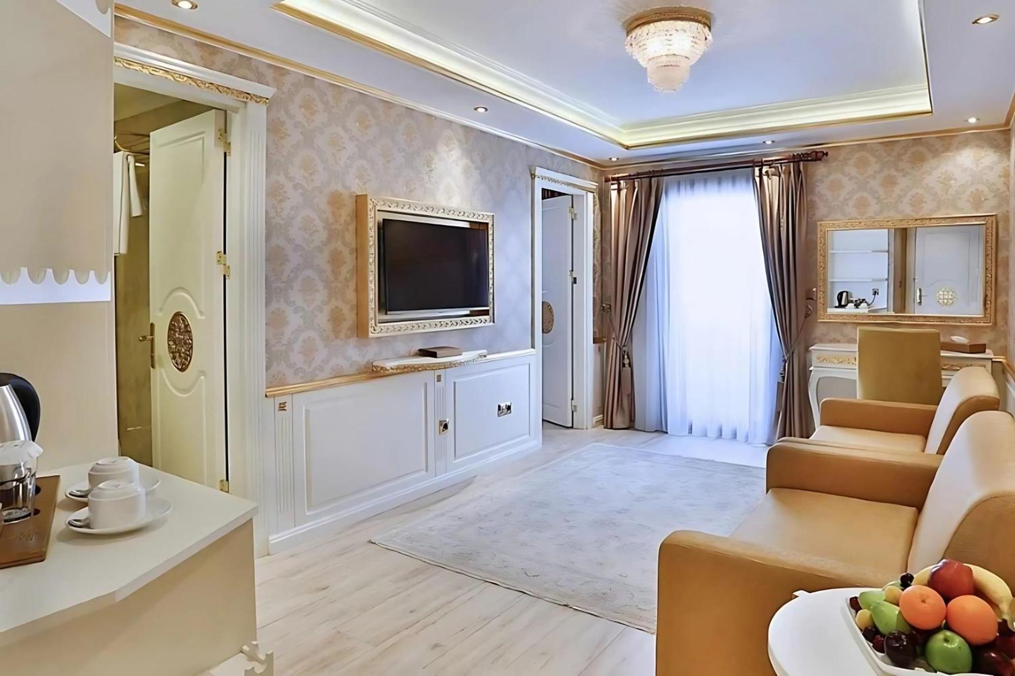 Emirhan Palace Hotel *