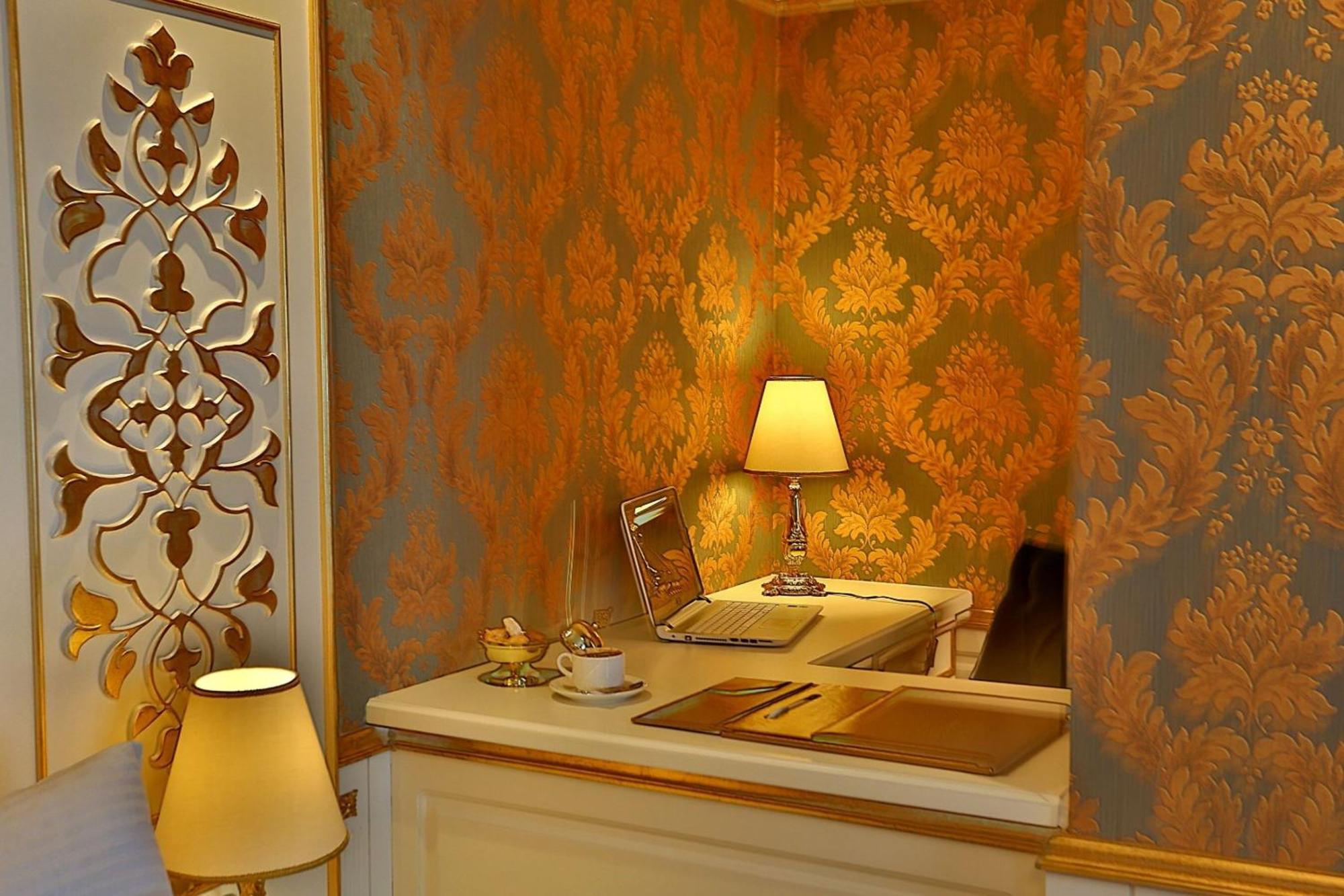 Hotel Emirhan Palace *