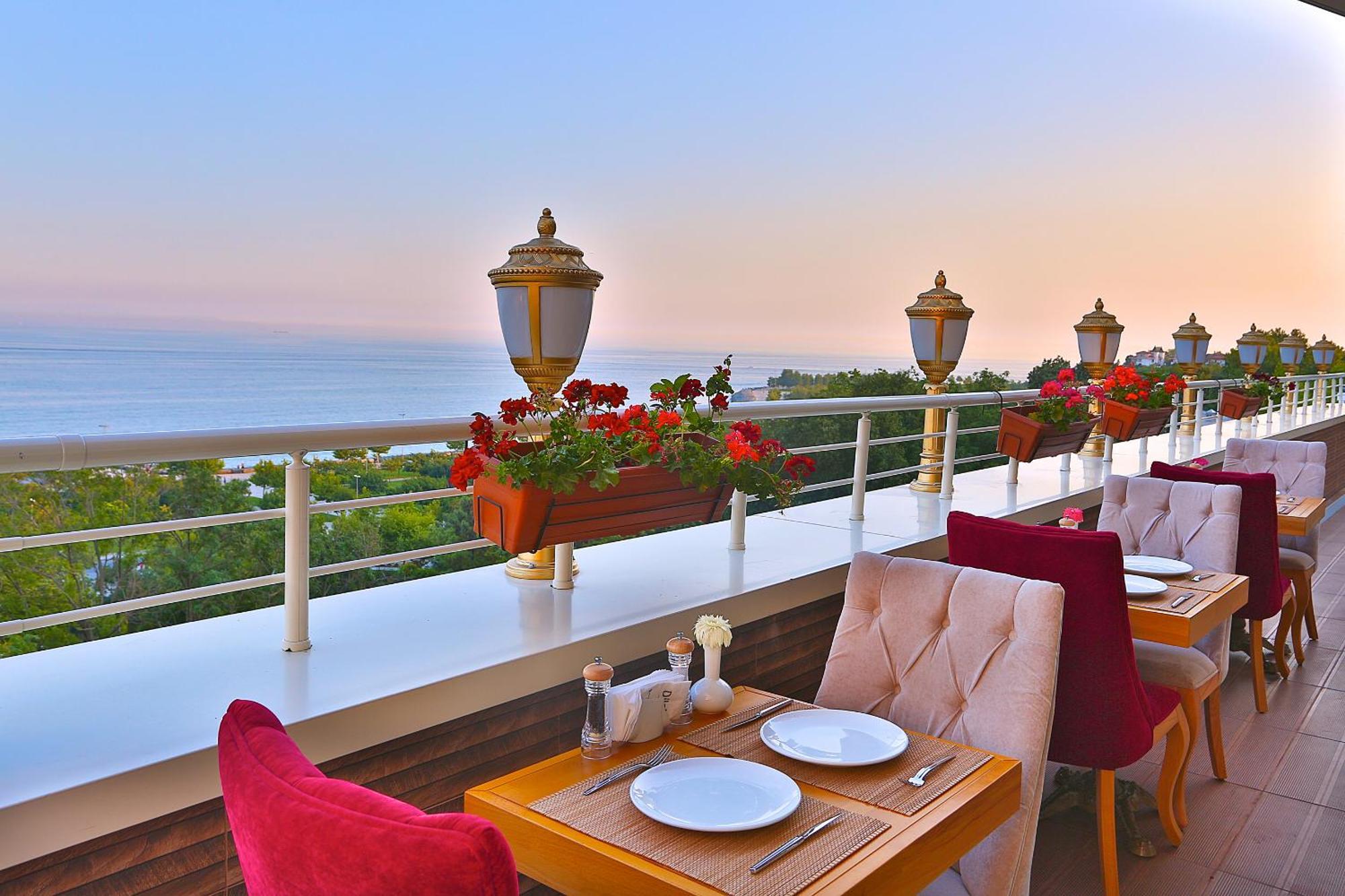 Emirhan Palace Hotel