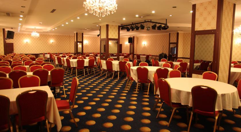 9 On 4* Istanbul