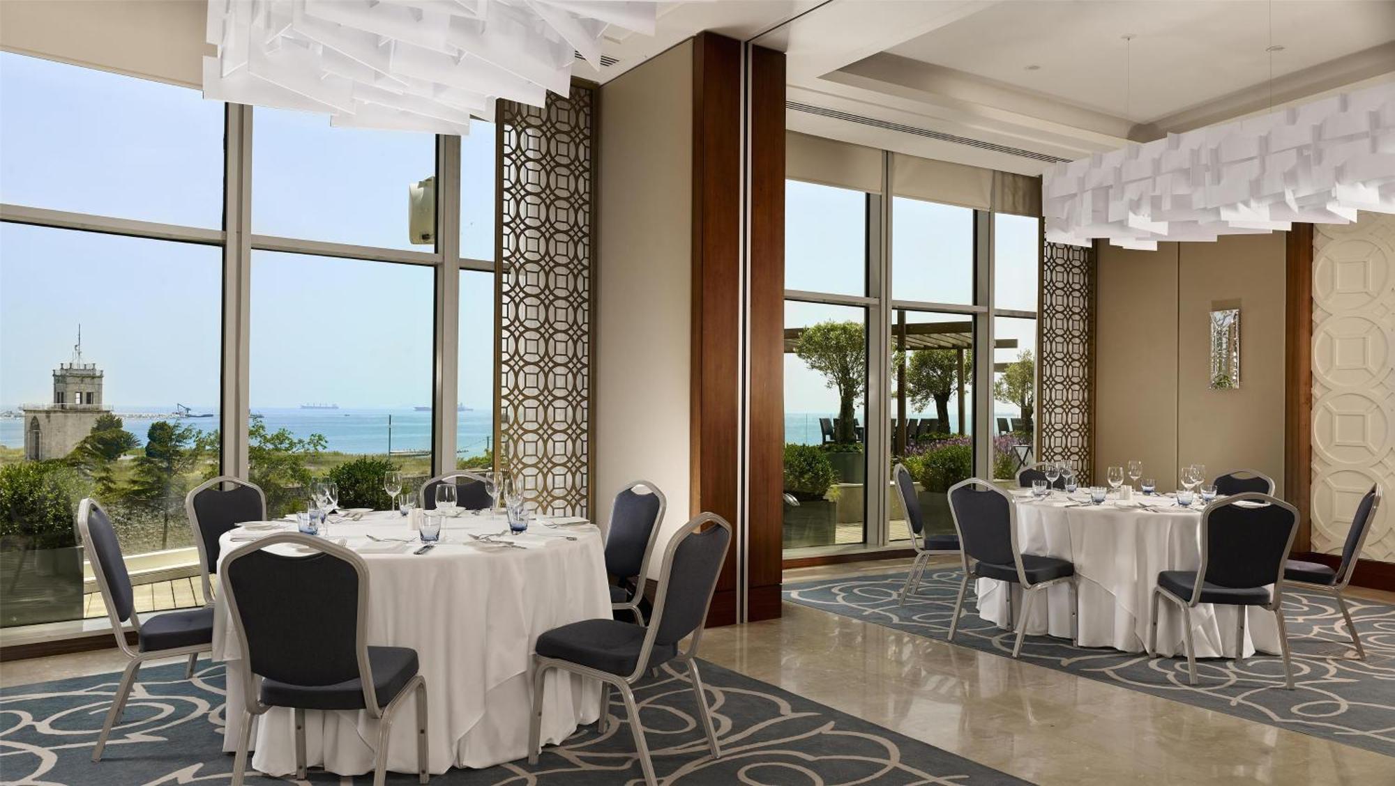 Hotel Hyatt Regency Atakoy 5*