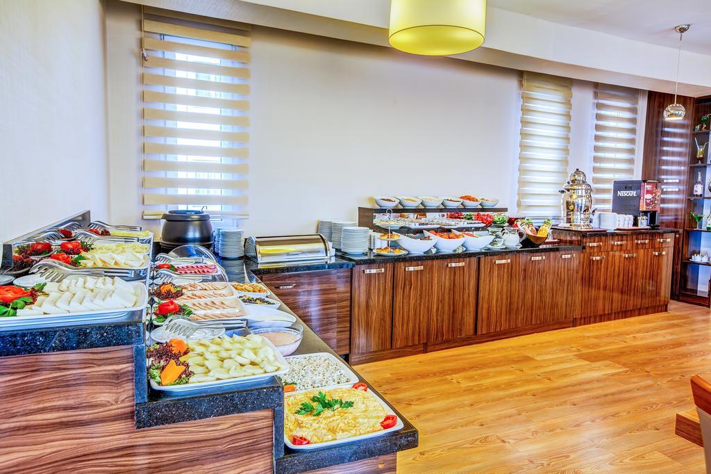 Festinn Golden Horn Hotel 3*