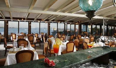 Azade Hotel 4*