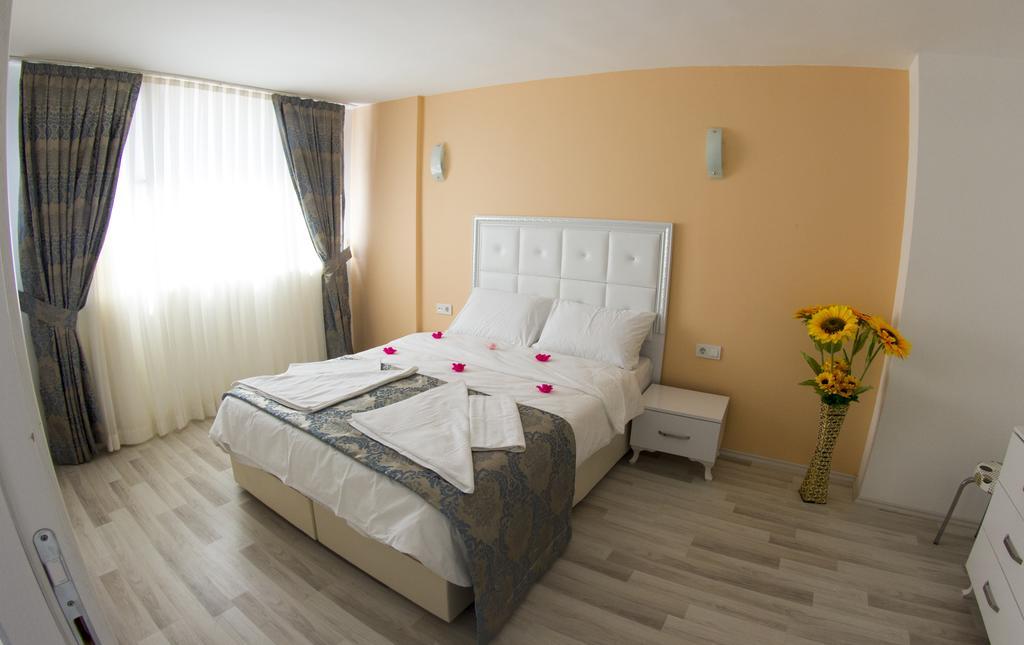 Hotel Nisan's
