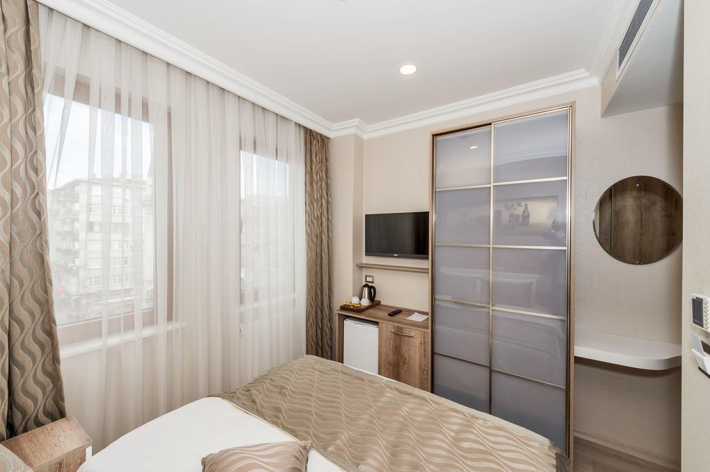 Hotel Alphonse 3*