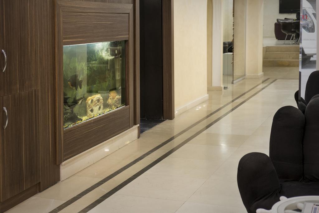 Lal Hotel 3*