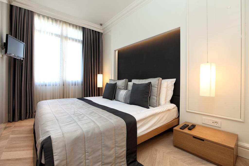 Hotel Lab Taksim 15 3*