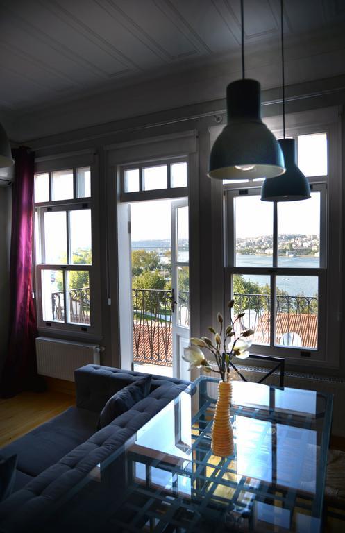 Golden Horn Apartment *