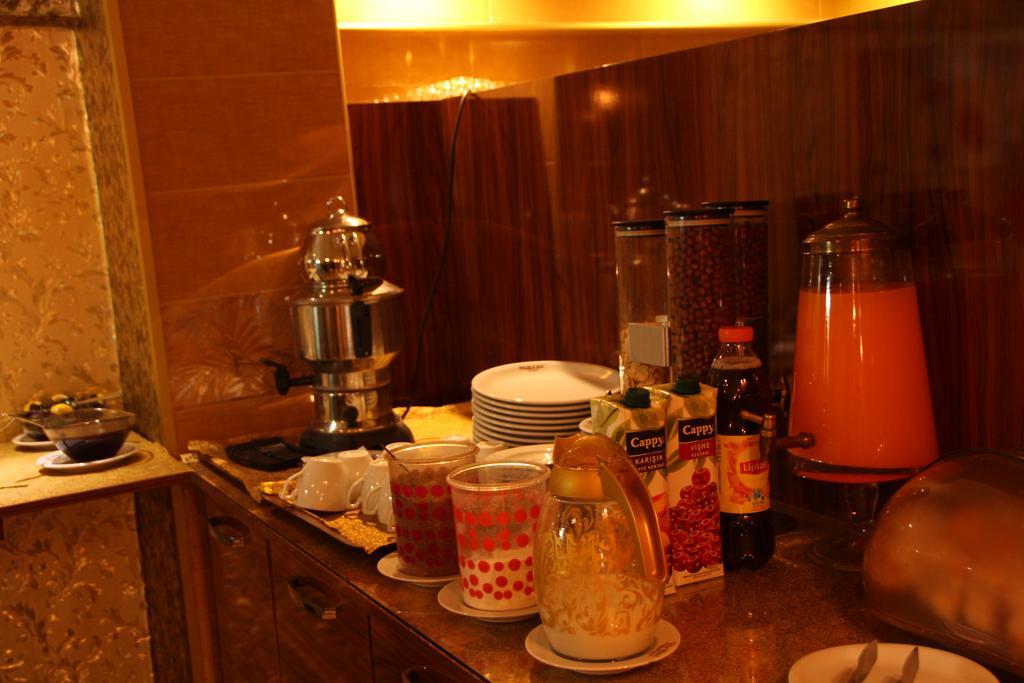 Rio Hotel 2*