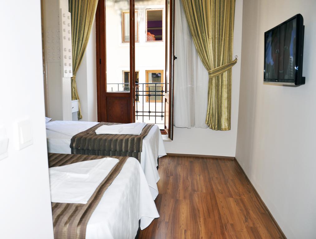Hotel Taxim Hg 2*