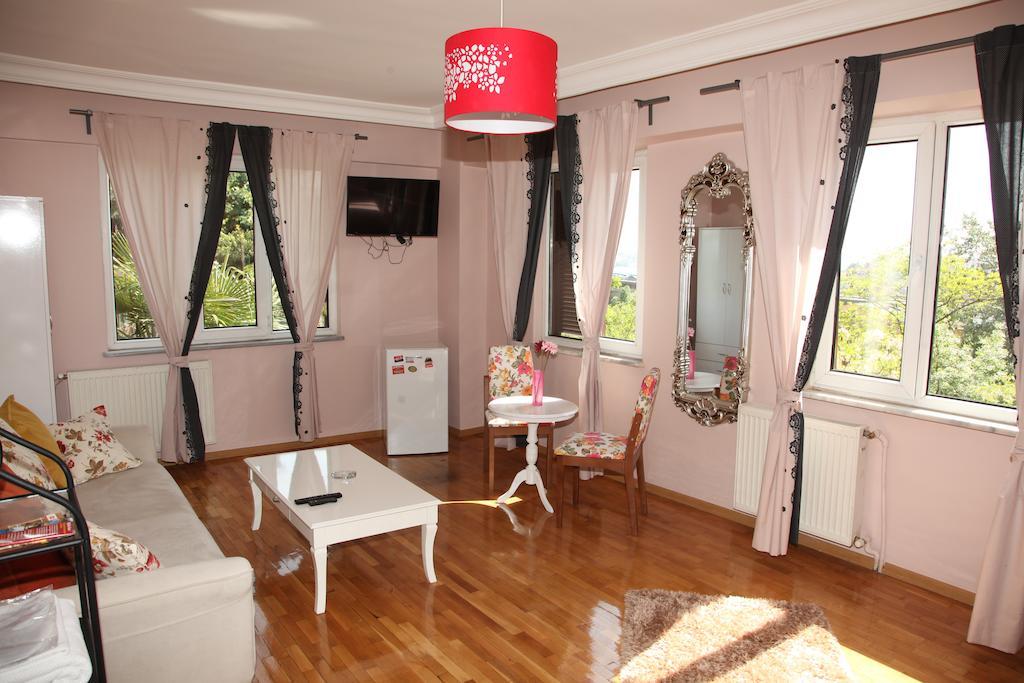 Yesim Suites