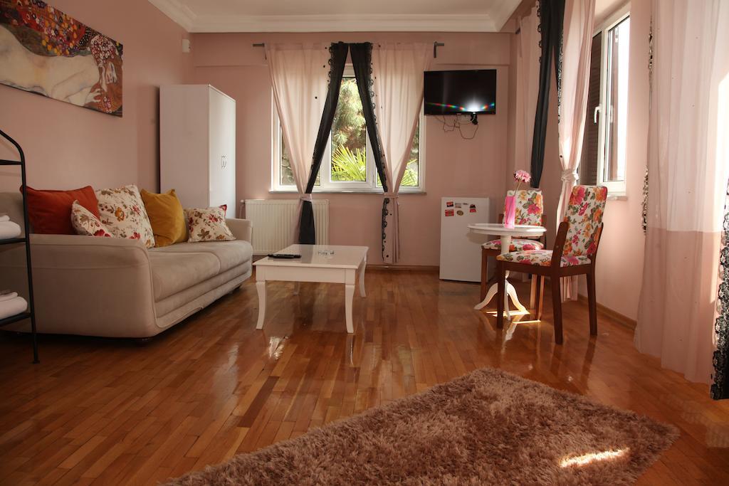 Oda ve Kahvaltı Yesim Suites 3*