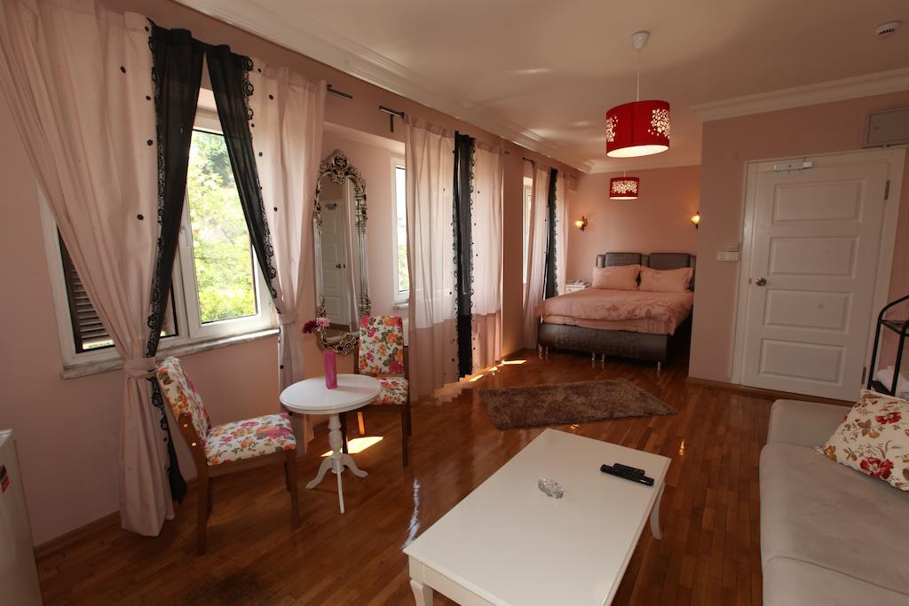 Oda ve Kahvaltı Yesim Suites İstanbul