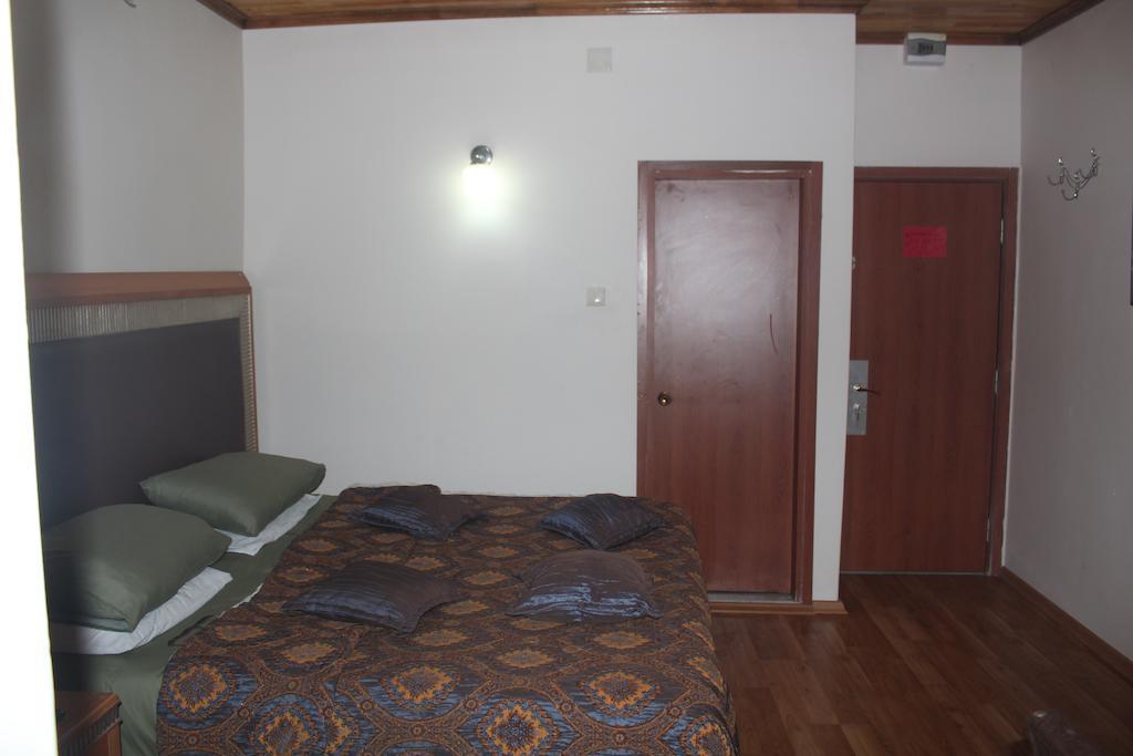 Hotel Herton *
