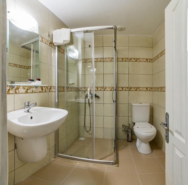 Hotel Maral