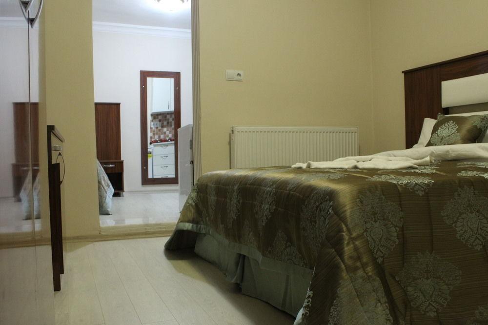 Hotel Sahi Divan 2*