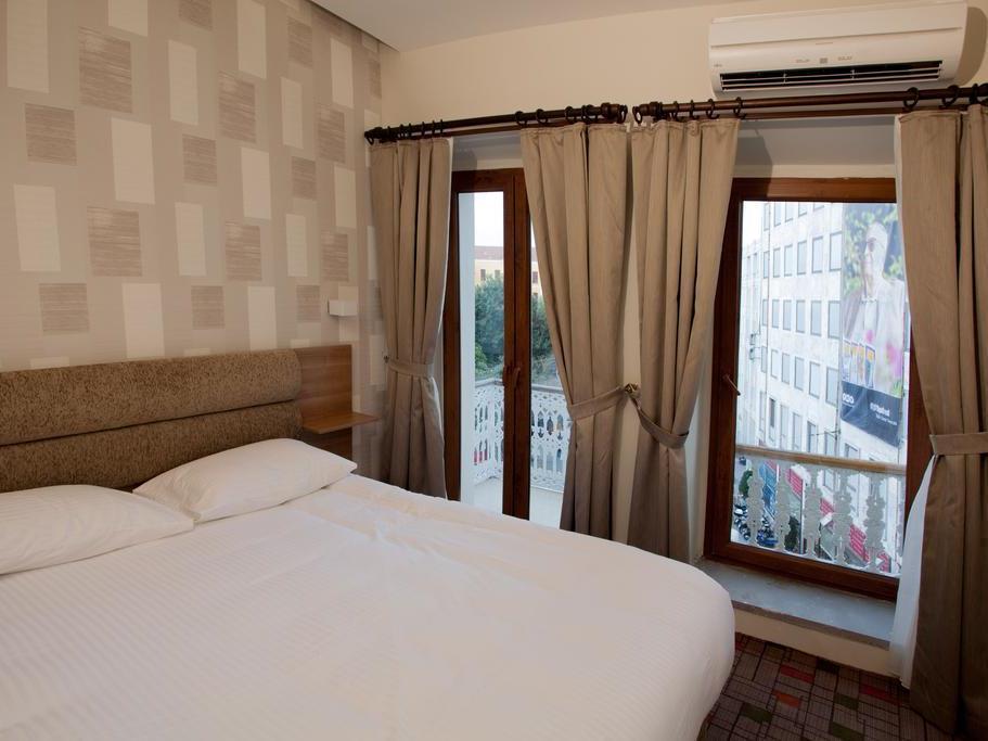 Hotel Serene 2*