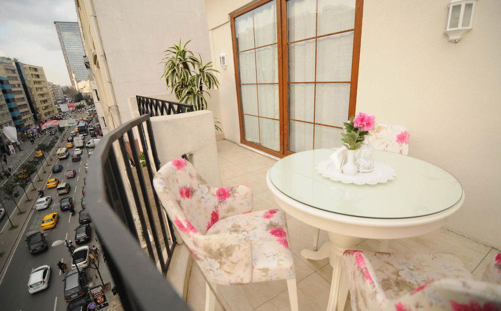East Hotel 3*