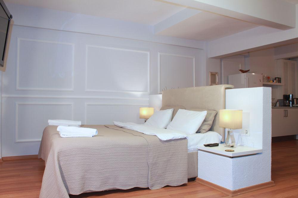 212 Aparthotel