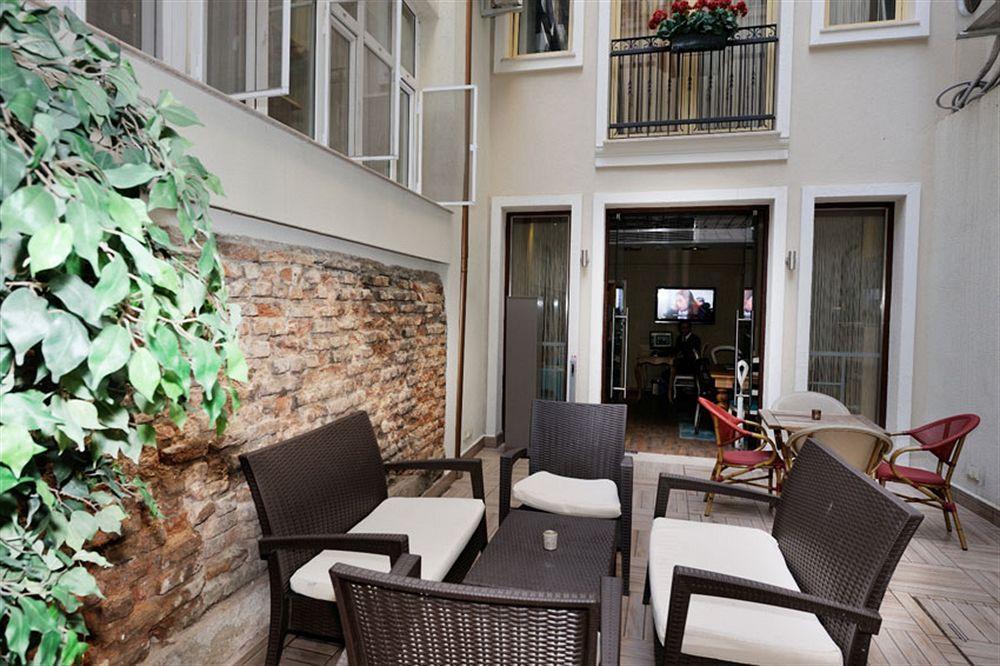 Collage Taksim Hotel 3*
