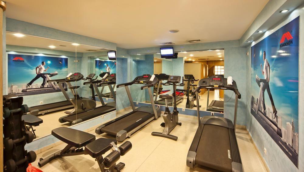 Amira Hotel