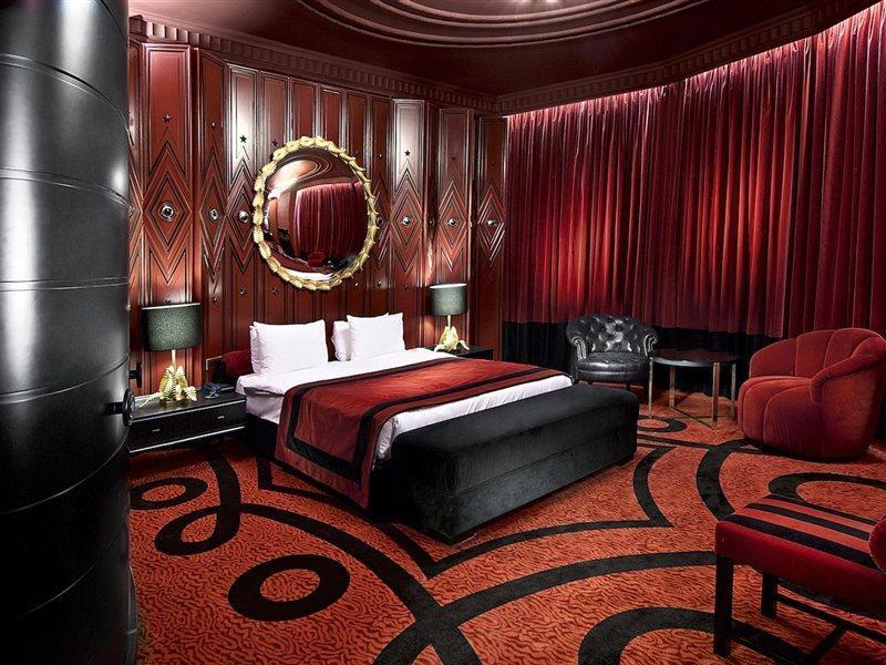 Otel Taxim Hill 4*