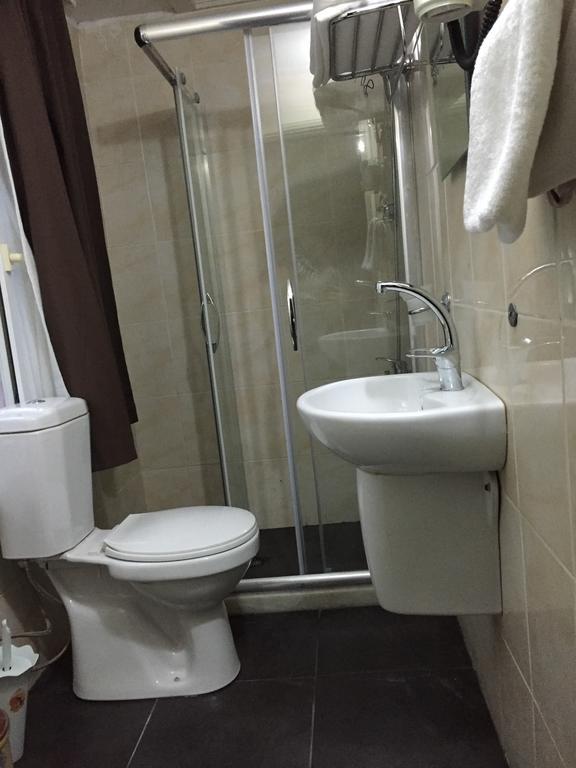 Akdeniz Otel 3*