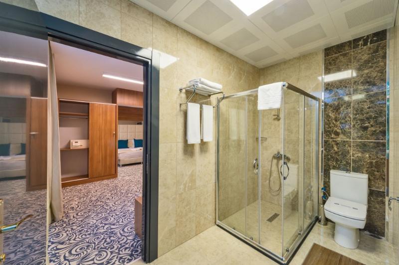 Alphonse Hotel