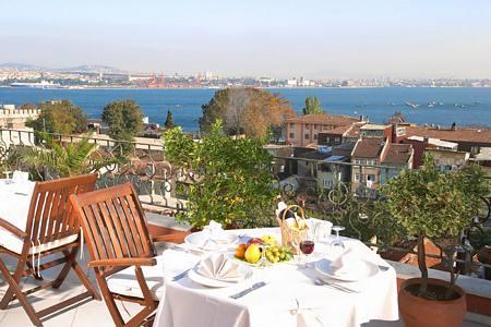 Azade Istanbul