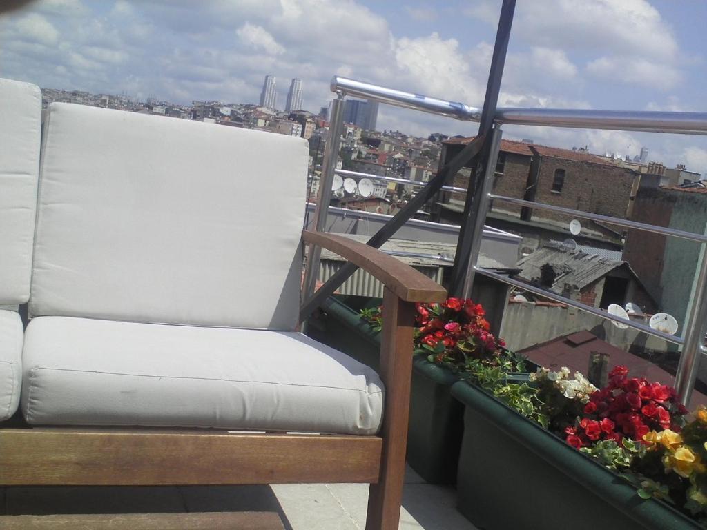 Nicoleport Hotel 3*