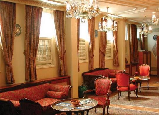 Azade Hotel