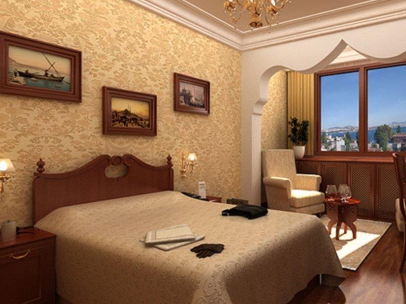 Azade Hotel 4*