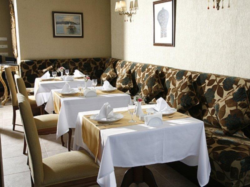 Hotel Azade