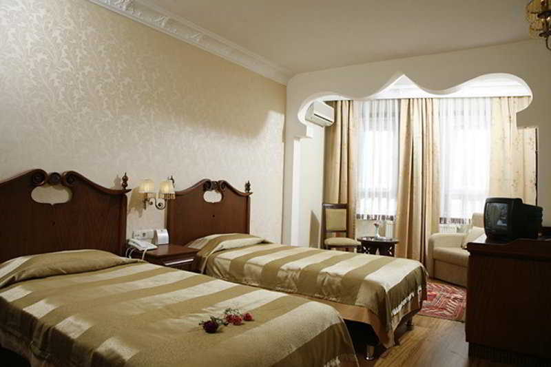Hotel Azade 4*